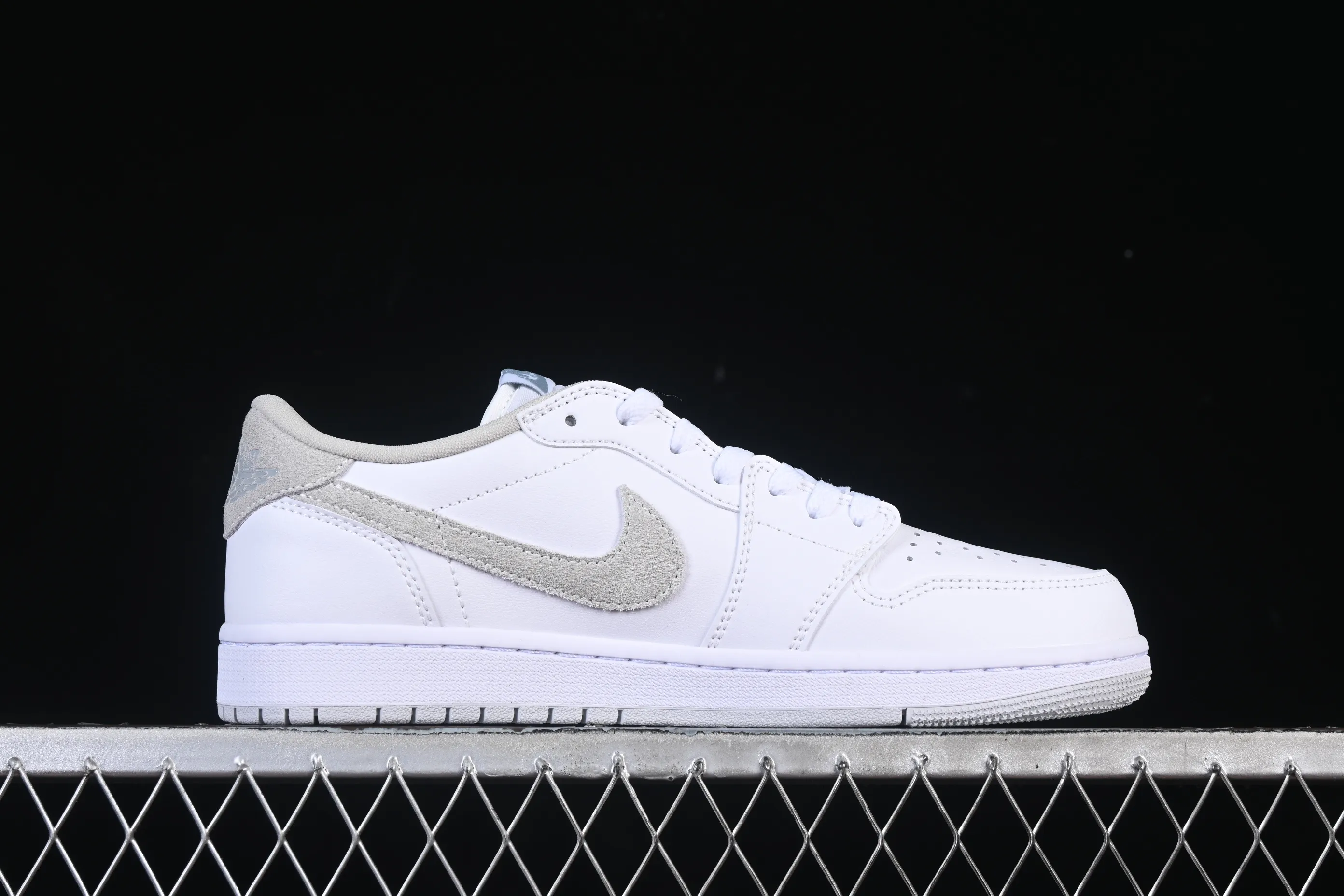 All categories Air Jordan Jordan series basketball shoes Air Jordan 1 Low Air Jordan 1 Low OG "Neutral Grey" AJ1 Joe 1 simple white gray low-top cultural casual sneakers CZ0775-100